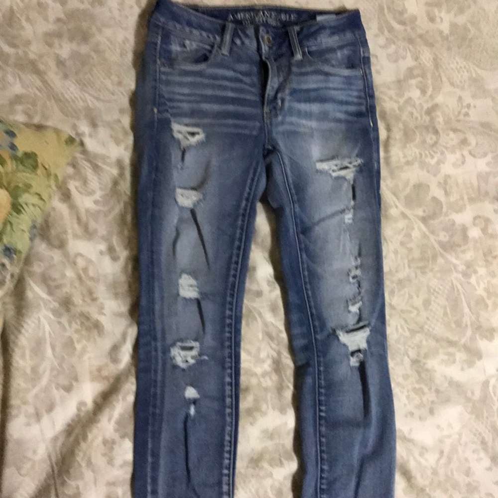American eagle distress jean